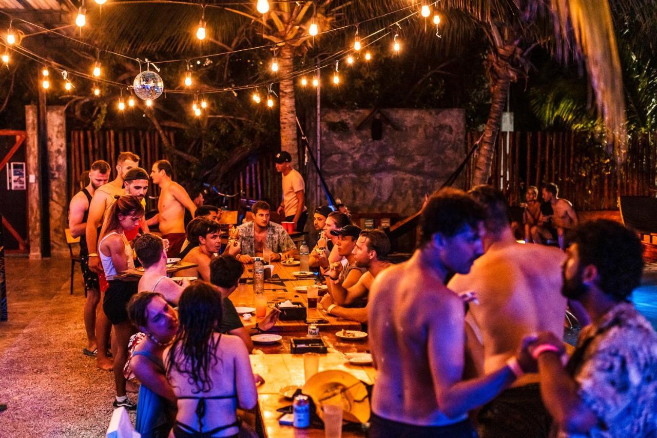 Che Holbox Hostel & Bar Adults Only المظهر الخارجي الصورة